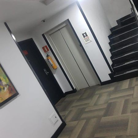 波哥大 Tower - Embajada Americana酒店 外观 照片